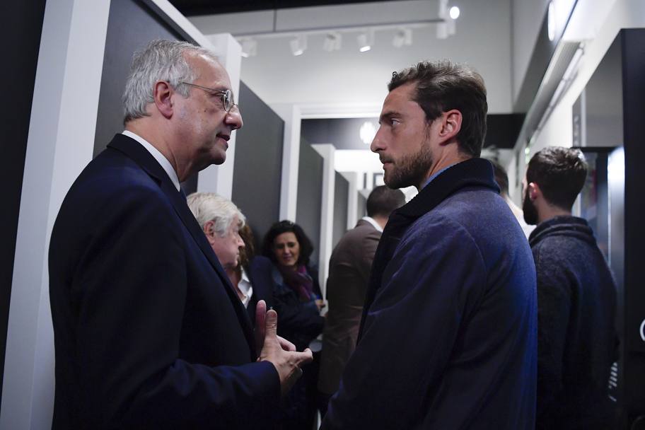 Walter Veltroni scambia due chiacchiere con Claudio Marchisio (Getty Images)